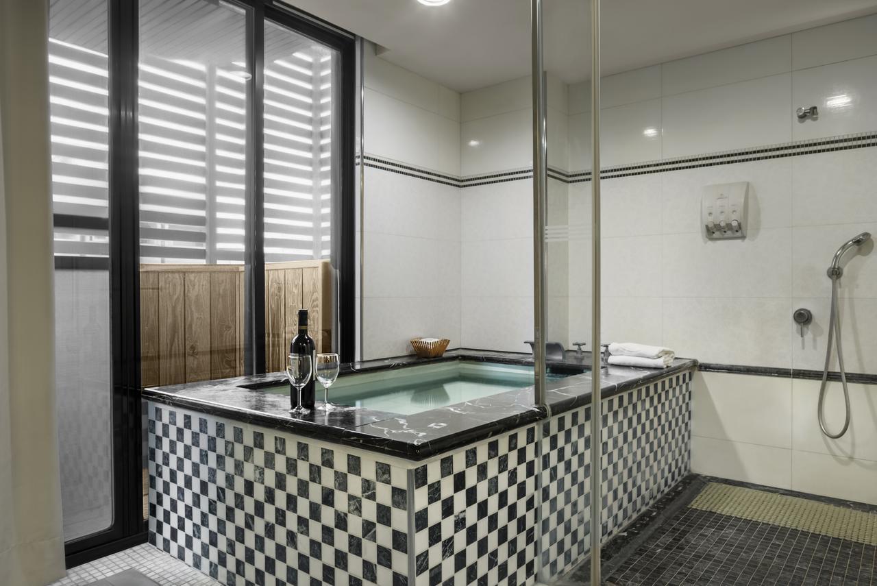 Chuang-Tang Spring SPA Hotel - Deyang Jiaoxi Bagian luar foto